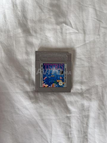 Game Boy (écran HS) avec Tetris et Wario Land - 2