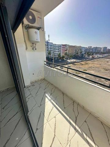 استوديو فارغ للإيجار جديد