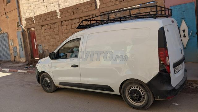 Renault Express Diesel Manuelle 2022 à Bouarfa - 2