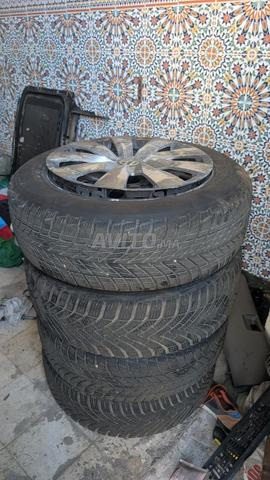 Pneus Goodyear jantes Volkswagen 205/60 R16 96H XL - 2