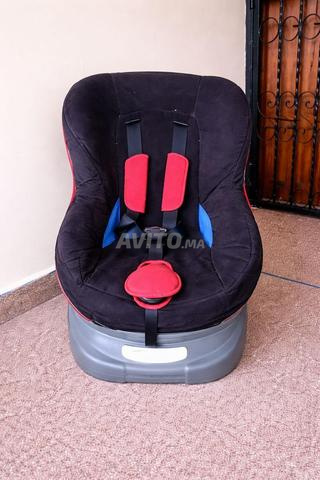 مقعد سيارة دوار 360 درجة