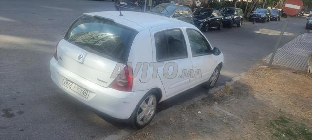 Renault Clio - 2