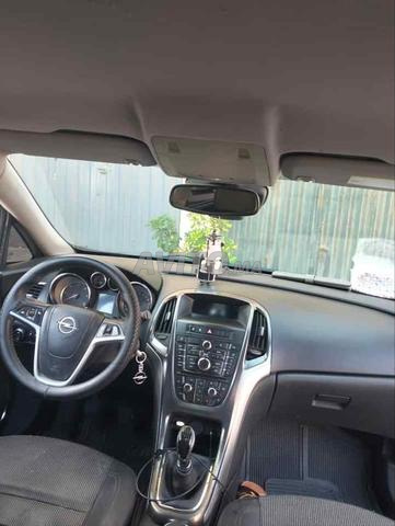 Opel Astra 2013 Diesel - 2