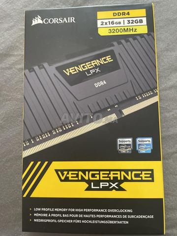 ذاكرة وصول عشوائي DDR4 كورسير 32 جيجا - 2