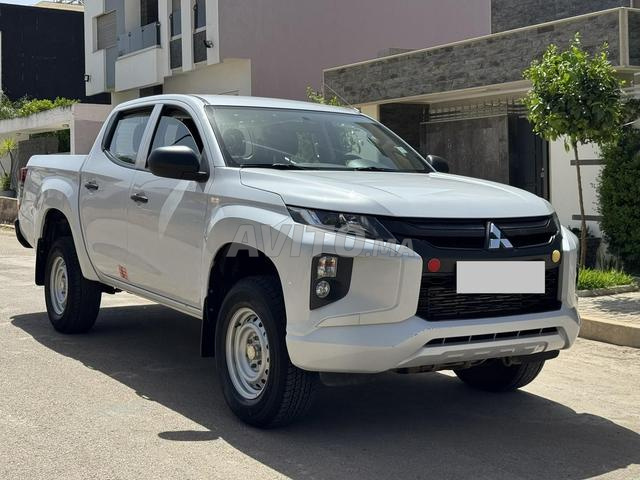Mitsubishi L200 double cabine 65 000km 2022 à Fès - 2