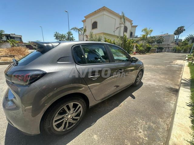 Peugeot 208 Diesel Automatique 2022 à Casablanca