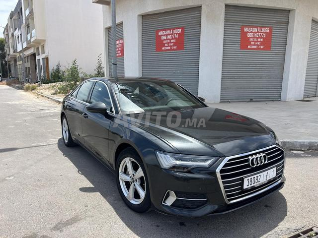 Audi A6 Tiptronic 4.0 bon état.