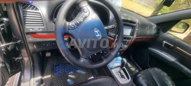 Hyundai Santa Fe en bon état bien entretenu - 2
