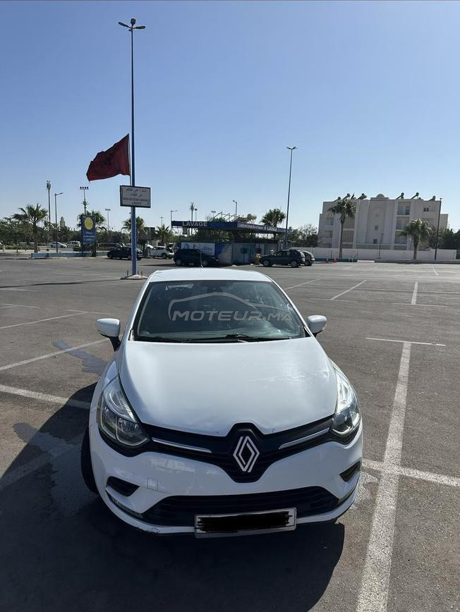 Renault Clio Diesel Manuelle 2017 à Agadir