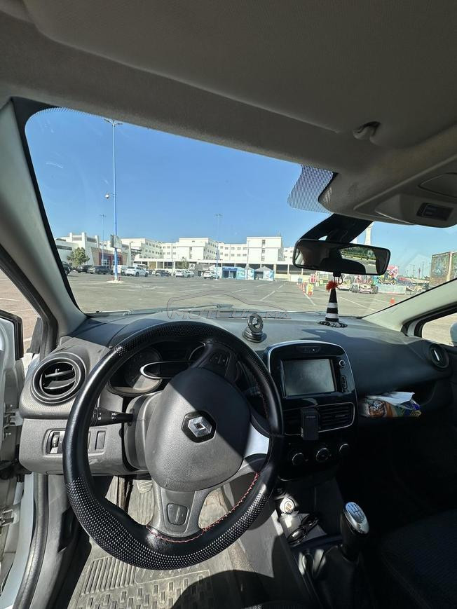 Renault Clio Diesel Manuelle 2017 à Agadir