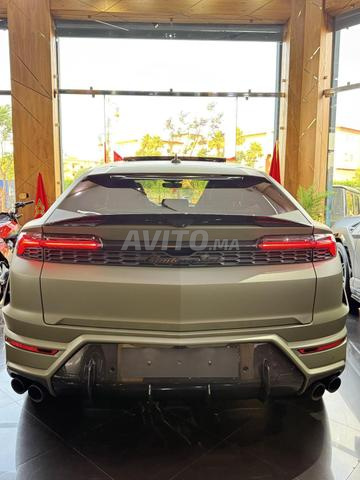 Lamborghini Urus SE 2026