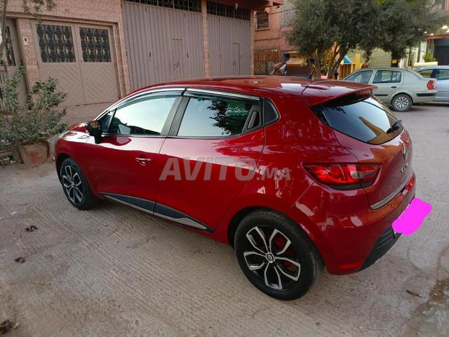 Renault Clio - 2