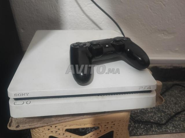 PS4 Slim 500Go flashée Plein jeux - 2