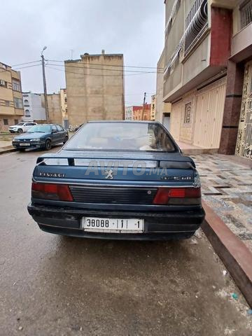 Voiture Peugeot propre à vendre - 2