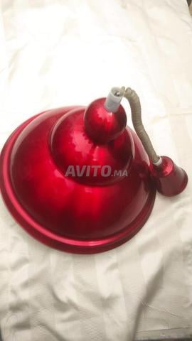 لمبادير بيندون أحمر Primo Lighting E27 بحالة جيدة