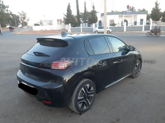 Peugeot 208 - 2