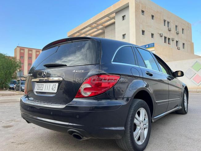 Mercedes Class R320