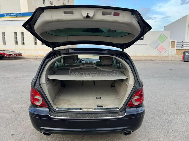 Mercedes Class R320