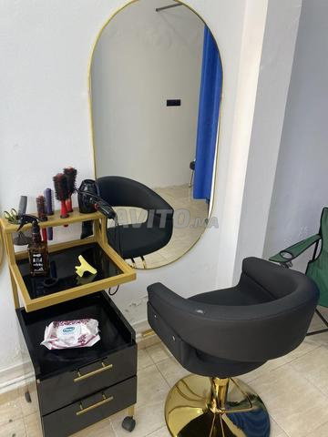 معدات تجميل وتصفيف شعر جديدة للبيع - 2