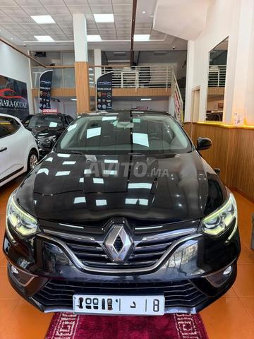Megane sedan très bon état