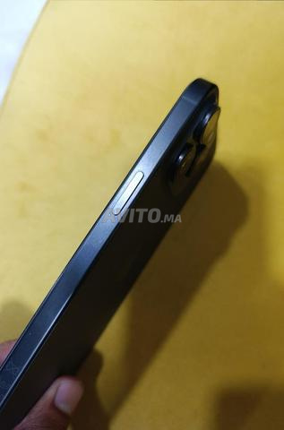 iPhone 15 Pro Max 256Go - 2