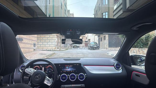 Mercedes-Benz B250-Class)