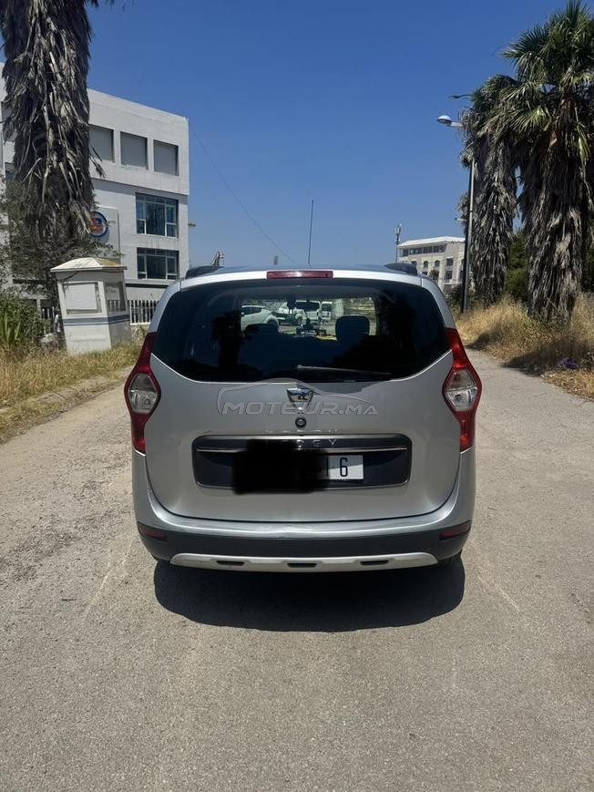 Dacia Lodgy Diesel Manuelle 2023 à Tanger