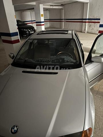 BMW الفئة الثالثة ديزل يدوية 2001 في مكناس