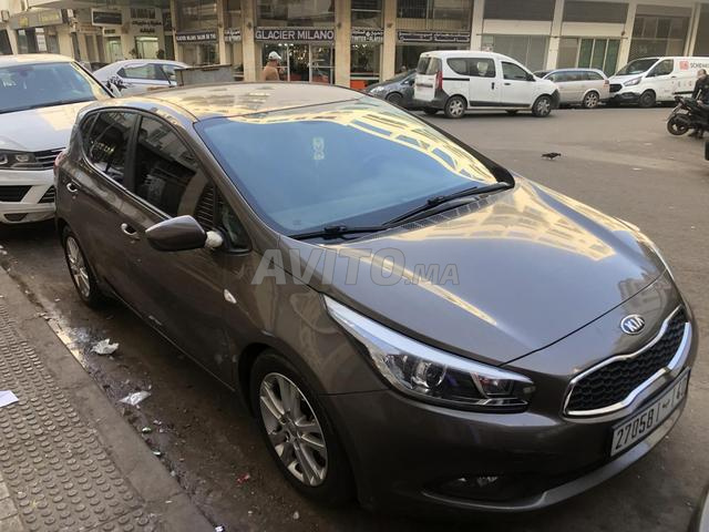 Kia Ceed Diesel Manuelle 2016 à Casablanca - 2