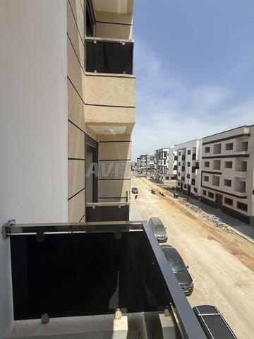 🏠 شقة 69 متر مربع، غرفتان، حمامان، وصالون بالقرب من البحر 🏖️