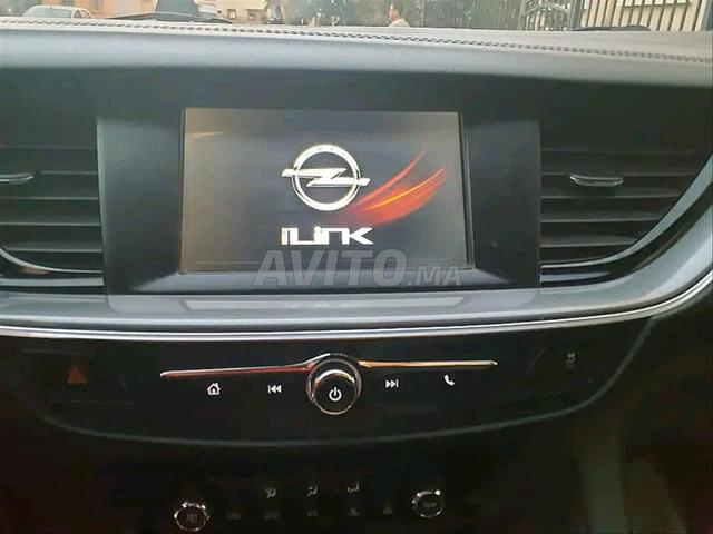 Opel Insignia - 2