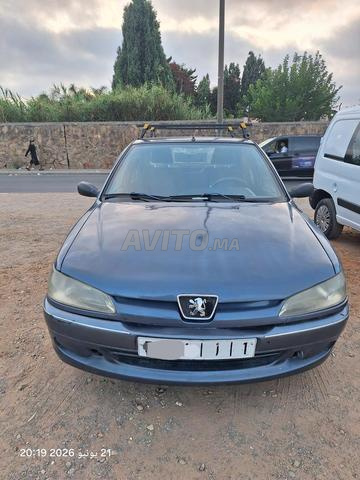 سيارة بيجو 306 بنزين للبيع بحالة جيدة - 2
