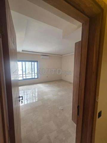 Studio 62m aux Quartiers Des Hopitaux - 2