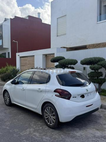 Peugeot 208 - 2