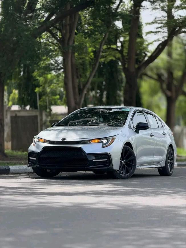 TOYOTA COROLLA ANNÉE 2020