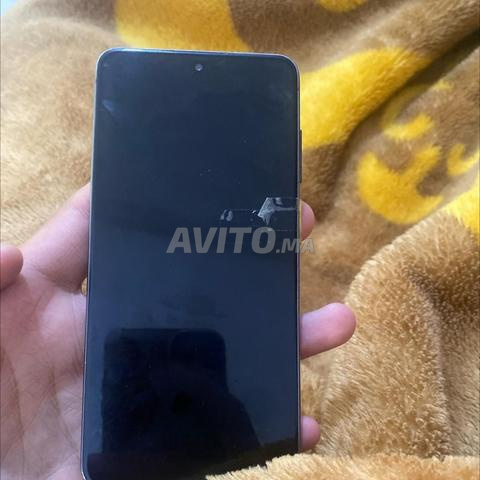 Samsung S21 à vendre, prix négociable - 2