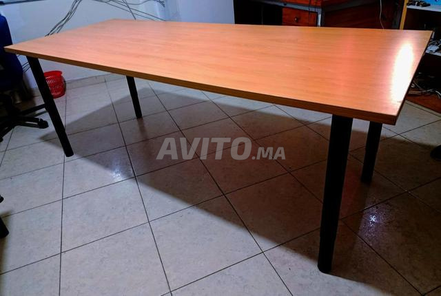 Grandes tables de bureau / réunion – Très bon état - 2