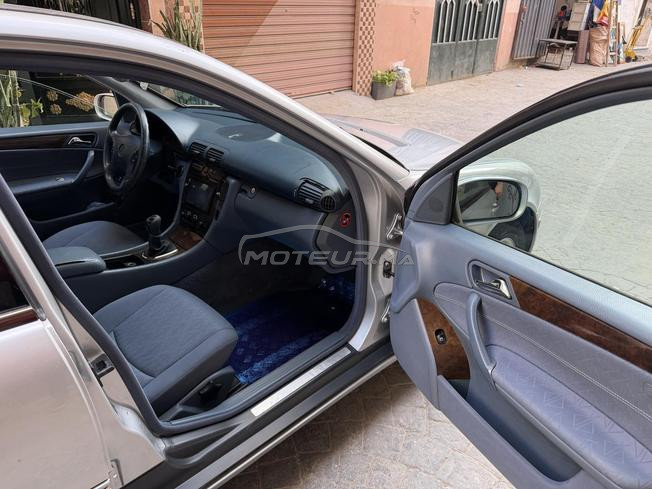 Mercedes Benz C220