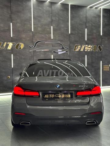 BMW الفئة الخامسة حزمة M 2022 - 2