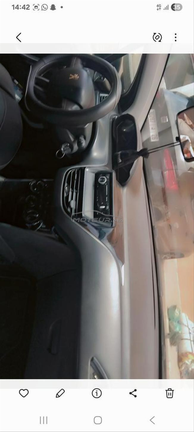 Peugeot 208  Diesel Manuelle 2017à Marrakech