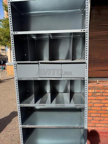 Rayonnage léger 90 kg par étagères 