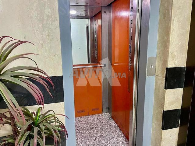شقة 93م² 3 غرف نوم تراس جيروند MZ-254769