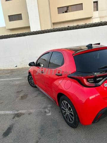 Toyota Yaris 2022 tout options - 2