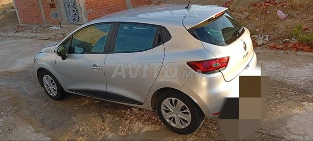 Clio 4 à vendre bon état - 2