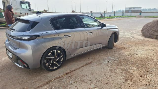 308 première main 2024/9 neuve - 2
