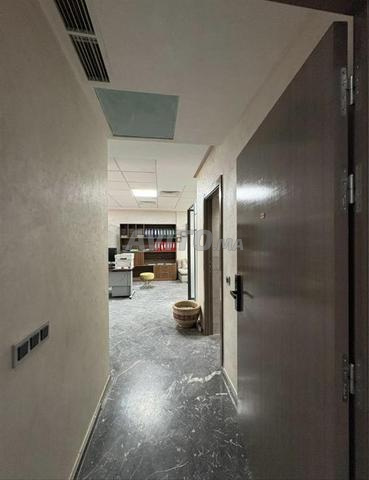 Bureau 58 m² à vendre – Allal El Fassi - 2