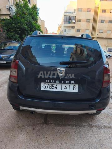 Dacia Duster modèle 2015 à vendre à Chefchaouen - 2