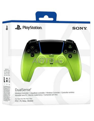 يد تحكم PS5 DualSense Remix Green سوني - 2