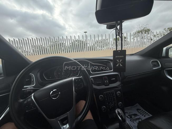 Volvo V40 Diesel Automatique 2017 à Kénitra