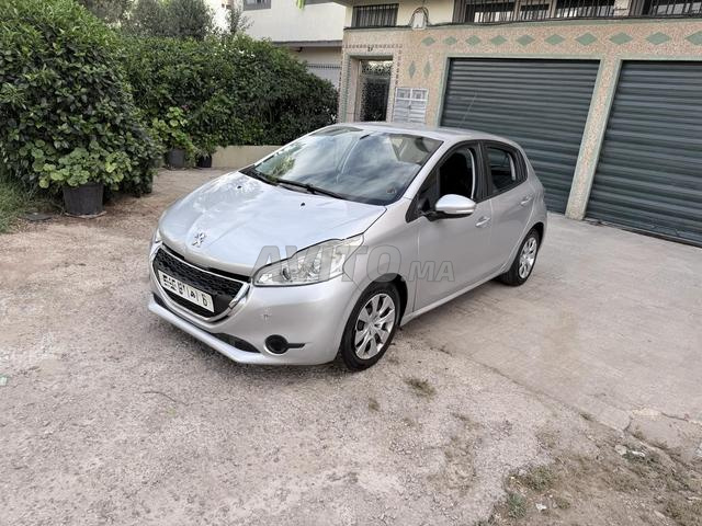 PEUGEOT 208 Explore (Diesel) - 2